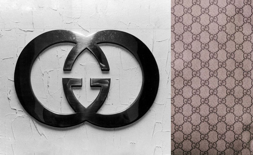 Snapshot, House numbering, Number, Wall, Symbol, Font, Black-and-white, Logo, Graphics, Peace symbols, 