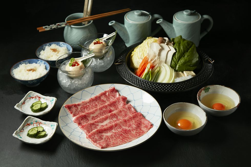 Dish, Food, Cuisine, Ingredient, Shabu-shabu, Meal, Japanese cuisine, Instant-boiled mutton, Comfort food, Sakana, 