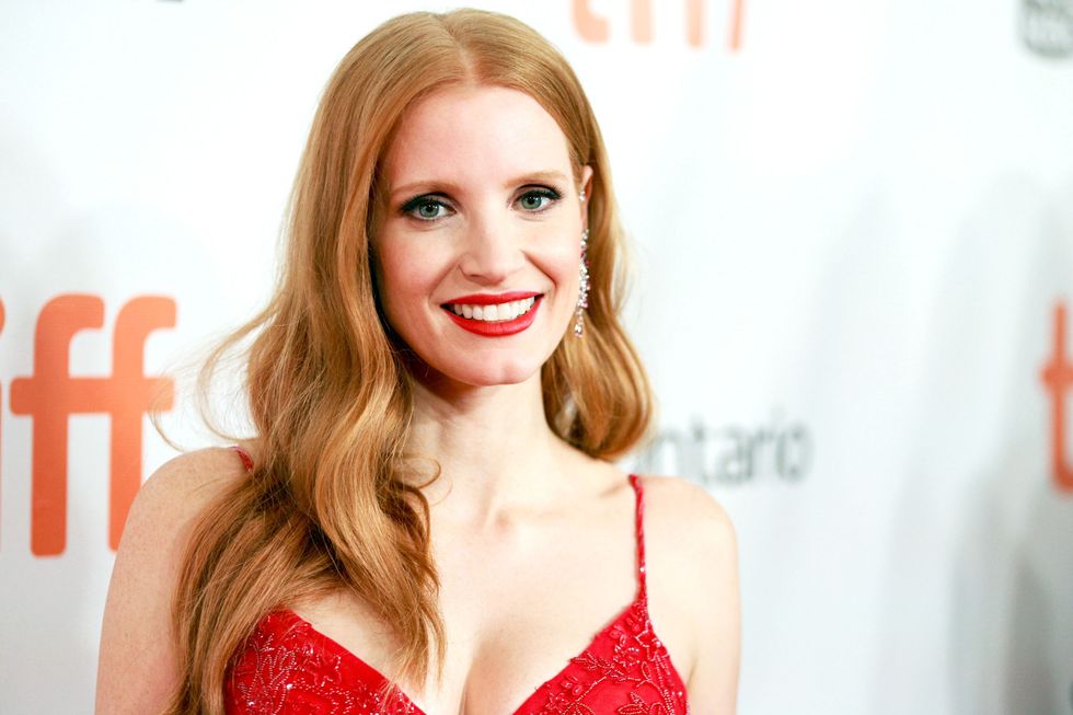 Hair, Red, Face, Blond, Skin, Lip, Beauty, Hairstyle, Smile, Long hair, 