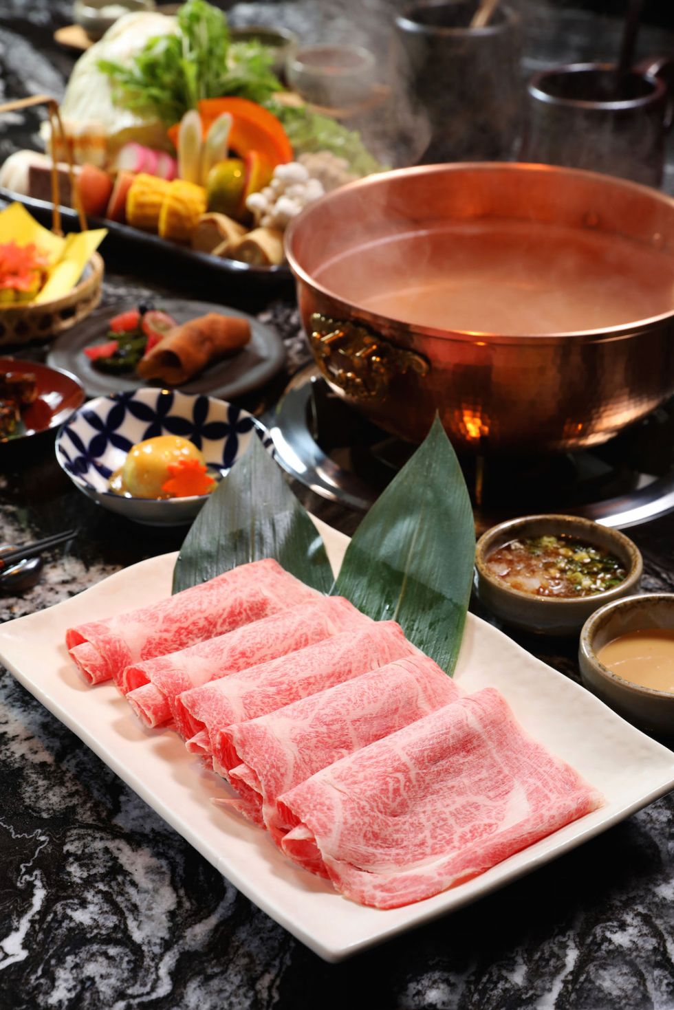 Dish, Food, Cuisine, Shabu-shabu, Instant-boiled mutton, Ingredient, Hot pot, Yakiniku, Kobe beef, Samgyeopsal, 