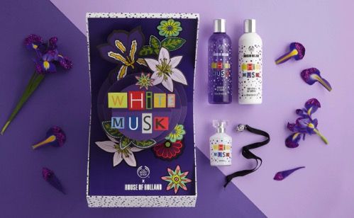 Product, Violet, Purple, Flower, Plant, Violet family, Viola, Liquid, 