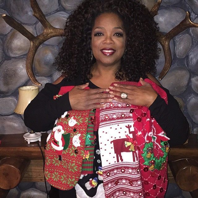 <p>為了送禮而想破了頭？今年不妨另闢蹊徑，將送禮目標轉移到對方的寵物上吧！&nbsp;</p><p> 2014年，Jimmy Fallon送給了Oprah Winfrey（正確來說，是Oprah的狗）幾套繽紛的寵物聖誕毛衣，Oprah不僅在個人的社交平台寫下Best gift ever！的感謝話語，之後更分享了<a href="https://www.instagram.com/p/w9kNkiSSxA/?taken-by=oprah" target="_blank" data-tracking-id="recirc-text-link">她的毛小孩們穿上毛衣的逗趣照片</a>。因此，這樣的聖誕禮對於貓奴或是狗僕來說，肯定是個貼心又具互動性的聰明禮品選項。<span class="redactor-invisible-space" data-verified="redactor" data-redactor-tag="span" data-redactor-class="redactor-invisible-space"></span></p>
