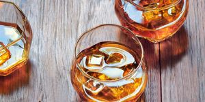 Drink, Alcoholic beverage, Distilled beverage, Cocktail, Liqueur, Rusty nail, Old fashioned, Whisky, Food, Amaretto, 