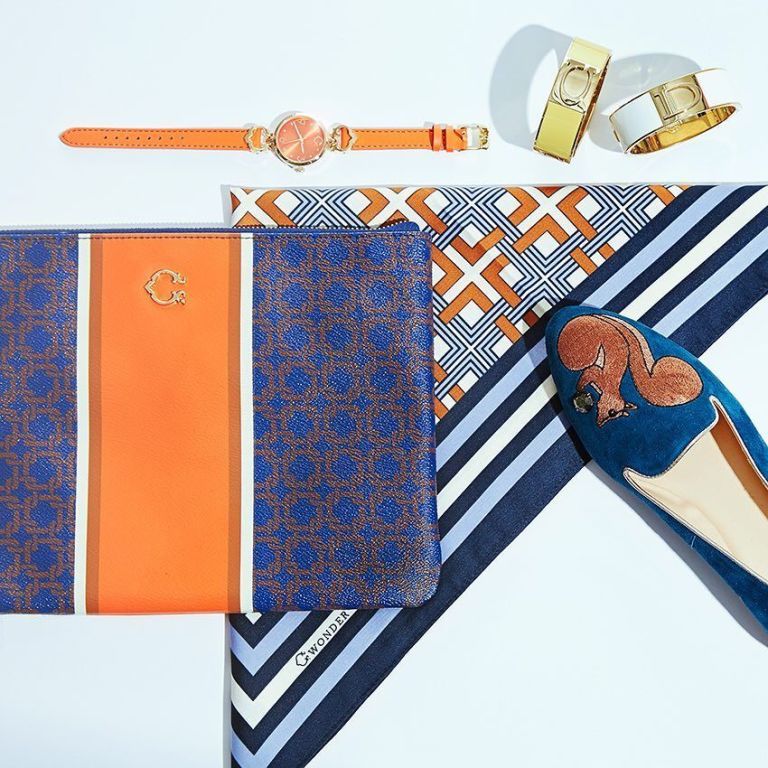 Orange, Blue, Textile, Linens, Electric blue, Fashion accessory, Tie, Tablecloth, Flag, 