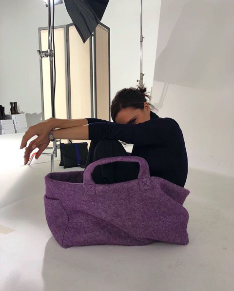 Purple, Shoulder, Violet, Bag, Furniture, Design, Joint, Magenta, Handbag, Fashion accessory, 