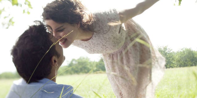 Nose, Forehead, Romance, Happy, Grass, Tree, Mouth, Love, Photography, Jaw, 