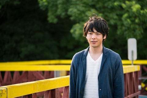 俳優 中村倫也が私たちをこんなにも夢中にさせる理由 俳優 中村倫也が私たちをこんなにも夢中にさせる理由