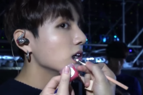 Btsやnctとお揃いリップをつけちゃおう 韓国イケメンセレブの愛用リップクリームを大調査 Btsやnctとお揃いリップをつけちゃおう 韓国イケメンセレブの愛用リップクリームを大調査