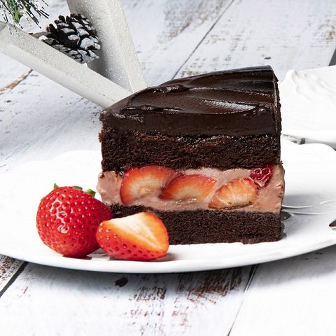 草莓甜點季登場！BAC經典熱賣「黑嘉侖草莓巧克力蛋糕」人氣回歸