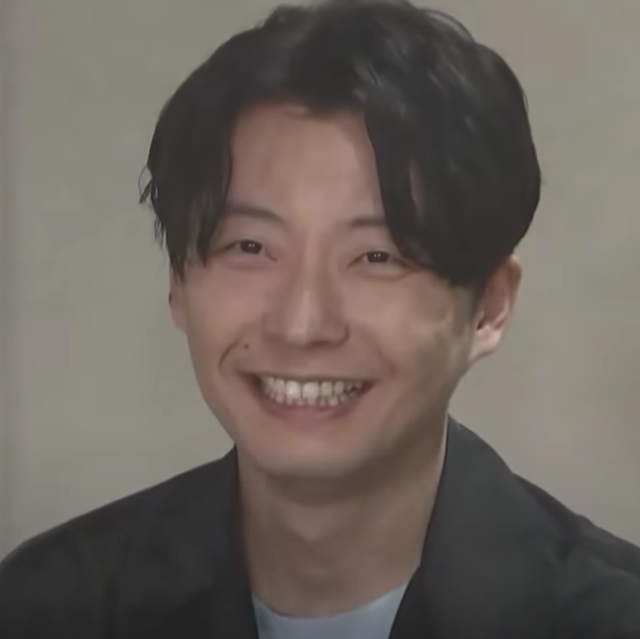 星野源閃婚新垣結衣婚後首露面 抱回嬌妻勝利者笑容藏不住 甜蜜透露新婚心情 升格人夫後保證繼續開黃腔 星野源閃婚新垣結衣婚後首露面 抱回嬌妻勝利者笑容藏不住 甜蜜透露新婚心情 升格人夫後保證繼續開黃腔