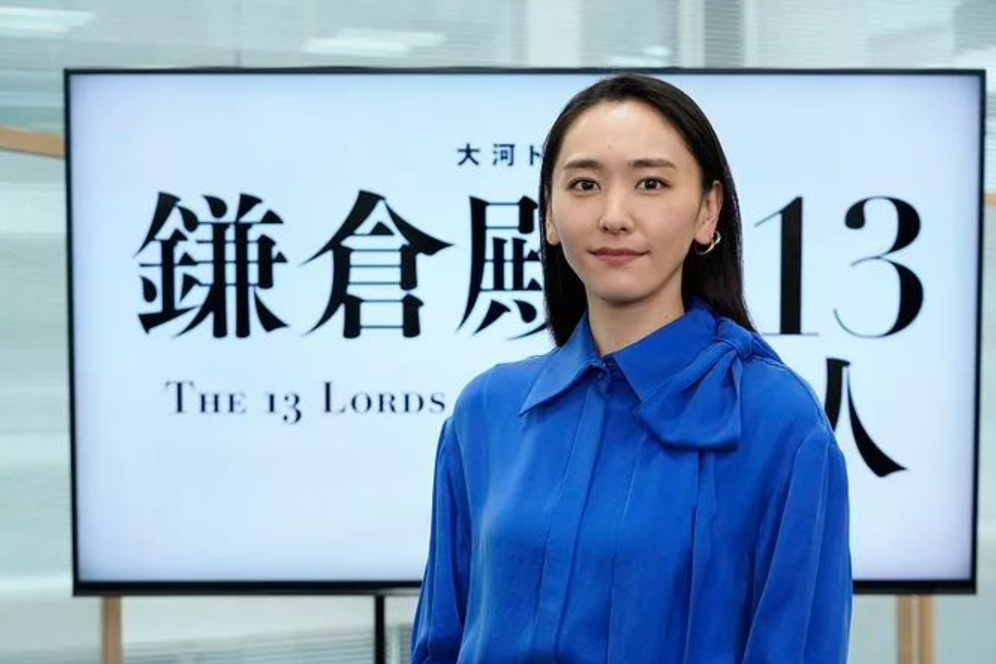 女神新垣結衣 婚姻不幸福 閃婚首度露面 髮際線後移 變憔悴