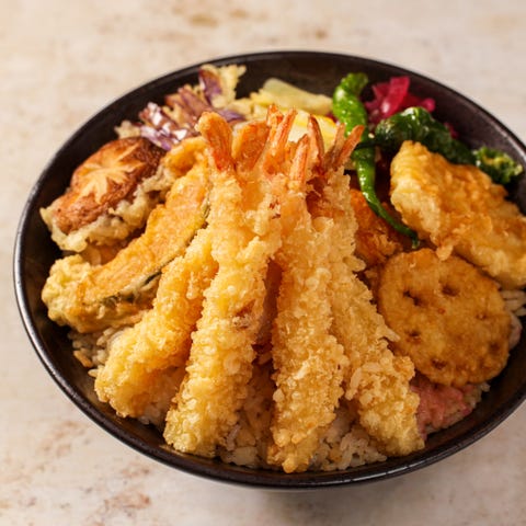 晶華:北海道干貝、大西洋鮭魚散壽司新上架!於10/1前至「晶華美食到你家」預訂,每款盒餐折200元,買10再送1 晶華:北海道干貝、大西洋鮭魚散壽司新上架!於101前至「晶華美食到你家」預訂,每款盒餐折200元,買10再送1