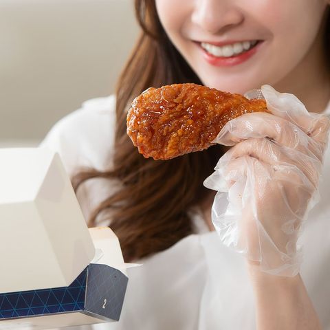 麥當勞的韓式炸雞回歸啦！「韓風炸鷄腿、金黃地瓜條」一起攻佔你味蕾，開賣資訊火速筆記
