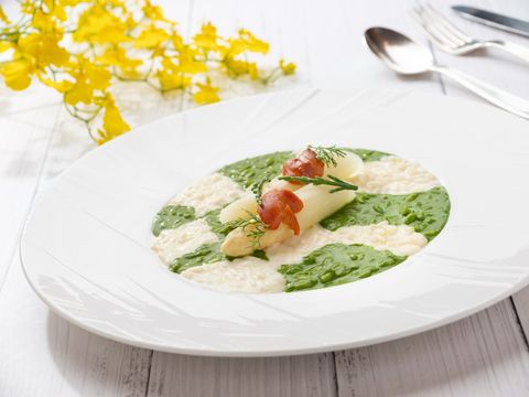 米其林推薦餐廳bencotto推出「春季白蘆筍」套餐