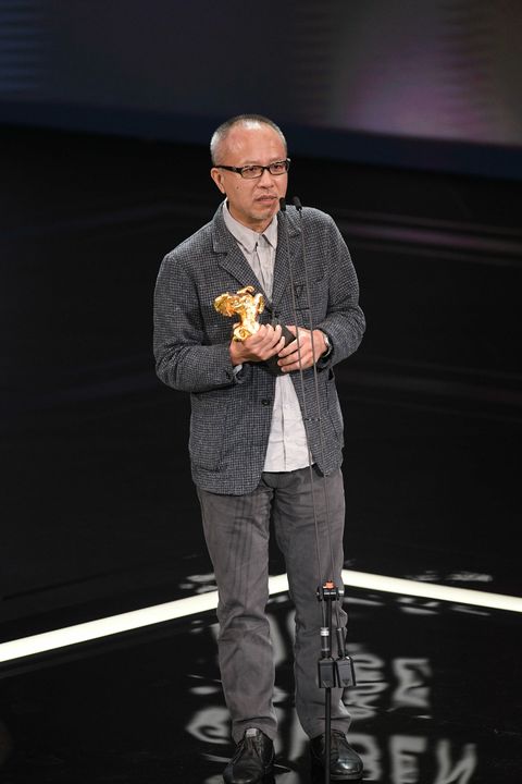 【2021金馬】《瀑布》成本屆金馬最大贏家！導演鍾孟宏與影后賈靜雯開心分享奪獎趣聞，表示「最佳原著劇本獎」最意外