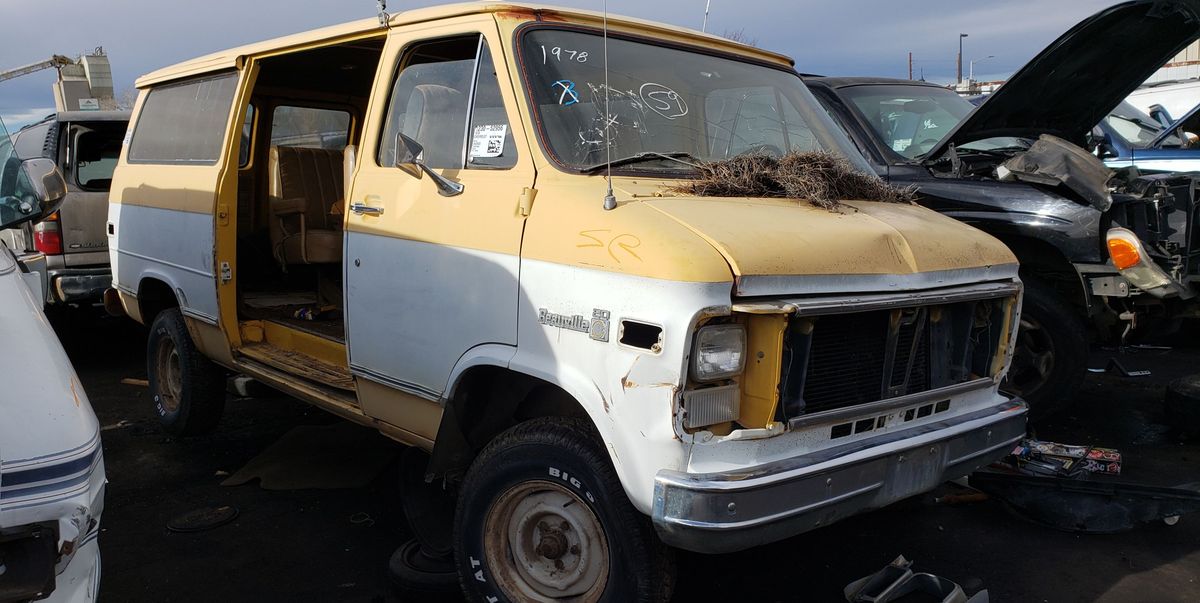1978 Chevrolet Beauville With 3-on-the-Tree Is Junkyard Treasure