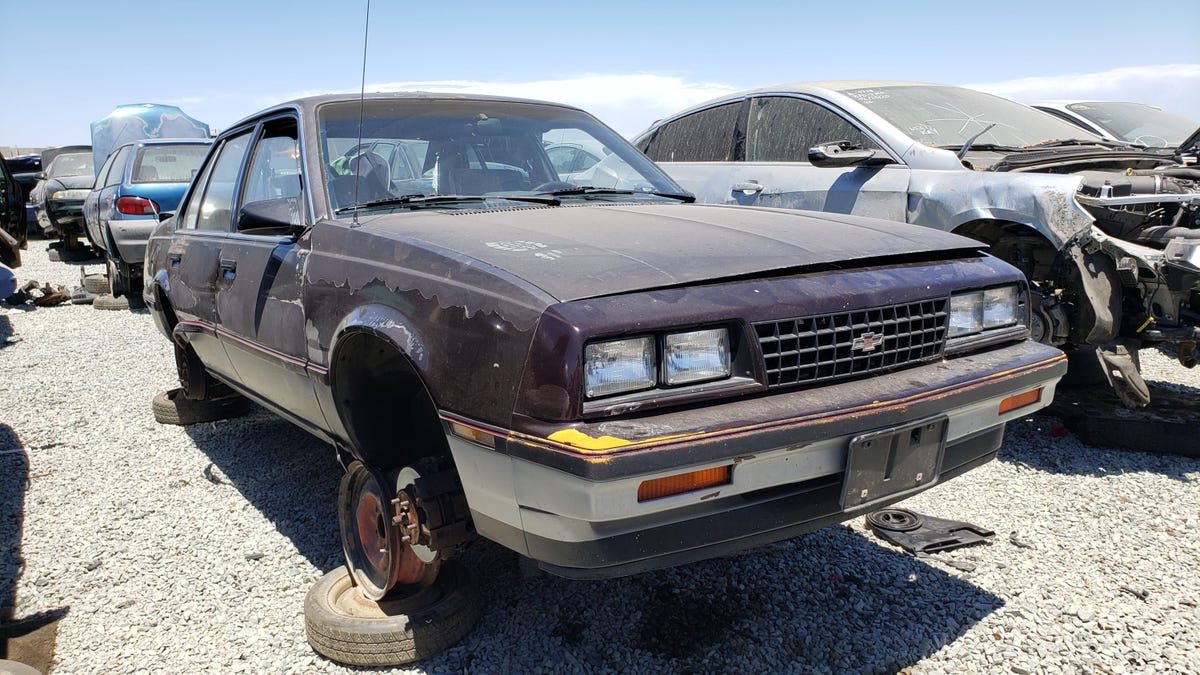 www.autoweek.com
