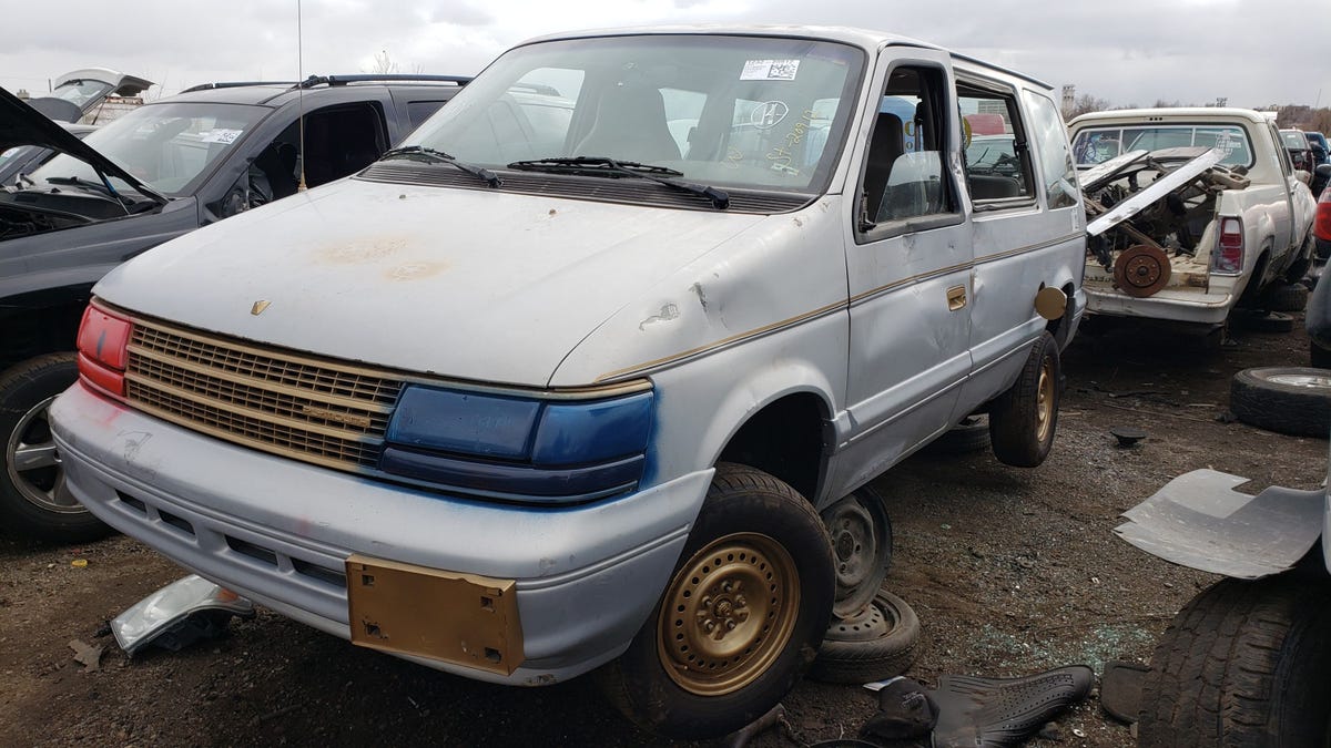 1994 Plymouth Voyager With 5 Speed Manual Is Junkyard Treasure