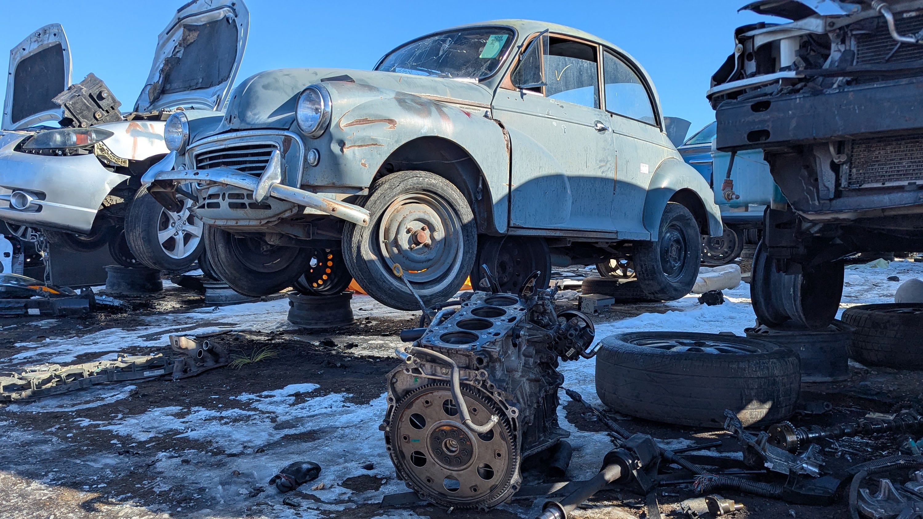 Morris Minor 1000 Two-Door Saloon Is Junkyard Treasure in Denver