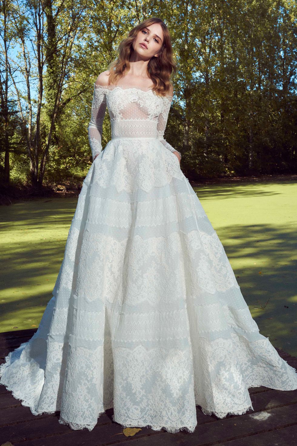 latest 2019 wedding gowns