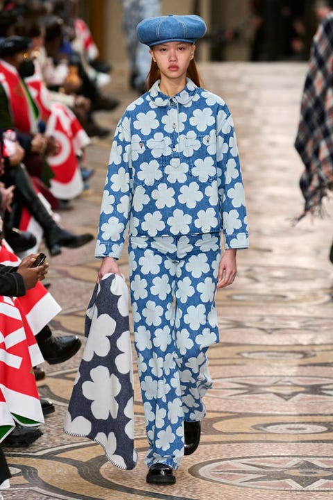 Берет - главный аксессуар осень/зима 2022 00003 kenzo mens fall 22 credit gorunway jpg 1643055037 - Берет - главный аксессуар осень/зима 2022