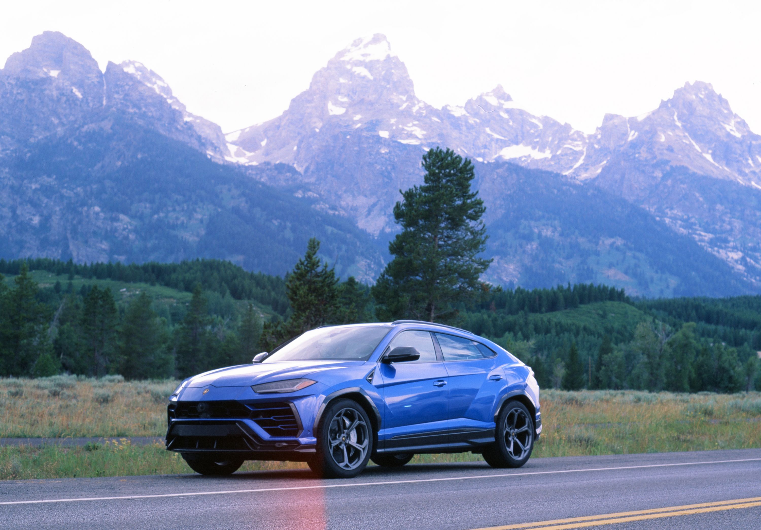 2020 Lamborghini Urus Road Trip Review - Matt Farah Urus Review