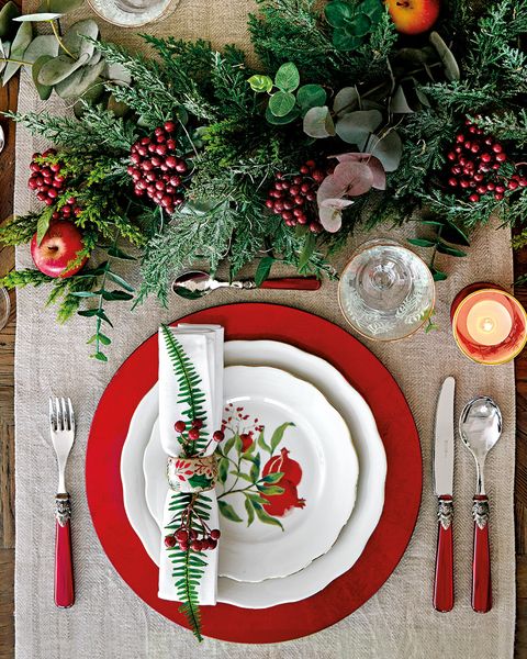 Plate, Dishware, Food, Christmas eve, Tablecloth, Tableware, Christmas decoration, Dish, Table, Textile, 
