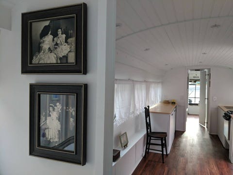 Risultati immagini per Woman Turns Old Greyhound Bus Into A Tiny Dream Home