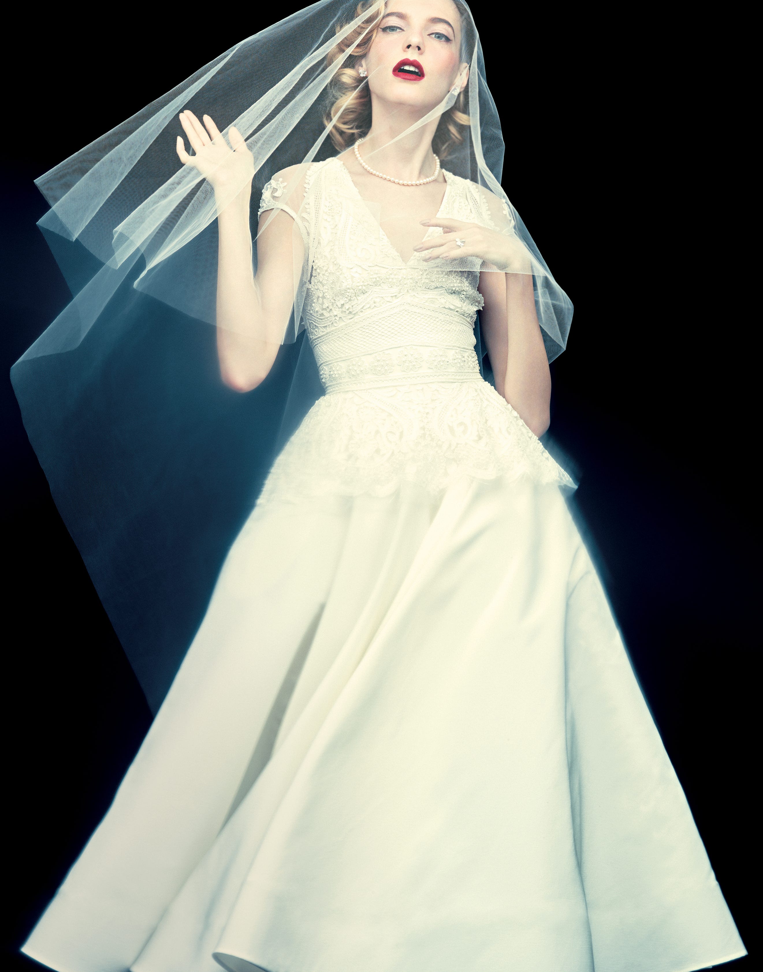花嫁スタイルのお手本は歴史的アイコン！| ELLE mariage [エル・マリアージュ]