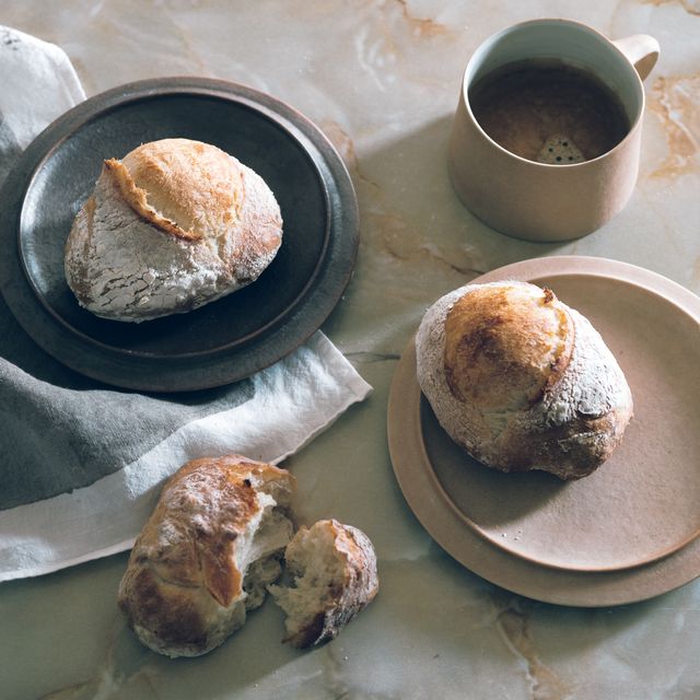 パン好き必見 料理家 高橋雅子さんが 話題の ハード系パン の作り方を伝授 Elle Gourmet エル グルメ