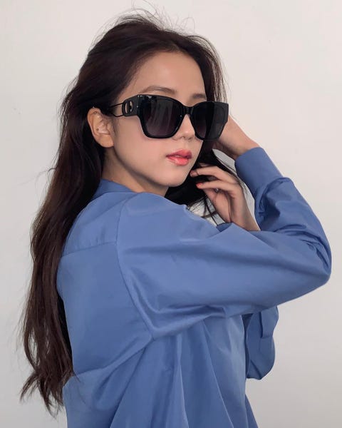Blackpinkやtwiceなど韓国アイドルの愛用サングラスを調査 流行のブランド トレンドの形 おすすめアイテムを解説 Blackpinkやtwiceなど韓国アイドルの愛用サングラスを調査 流行のブランド トレンドの形 おすすめアイテムを解説