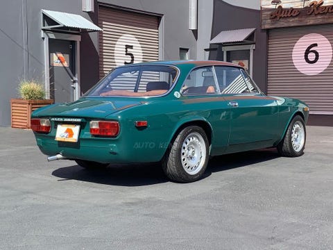 写真集 美の骨頂 アルファロメオ Gtv イタリア車の魅力に陶酔する