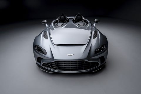 価格は約1億円のアストンマーティン V12 スピードスター が登場へ 価格は約1億円のアストンマーティン V12 スピードスター が登場へ