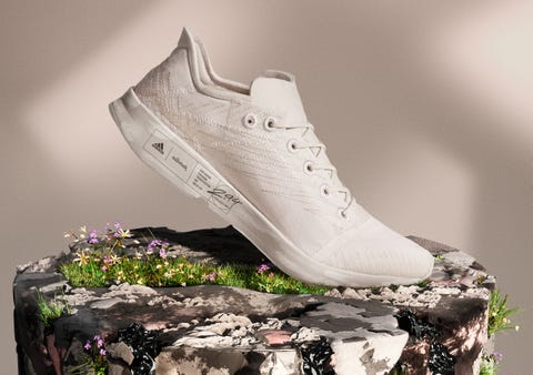 限定100足抽選 アディダス オールバーズ の新世代ランニングシューズが発売 ファッション Elle エル デジタル 限定100足抽選 アディダス オールバーズ の新世代ランニングシューズが発売 ファッション Elle エル デジタル