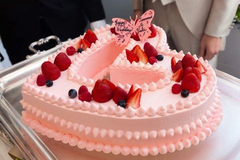 長楽館のピンククリームのハートケーキ