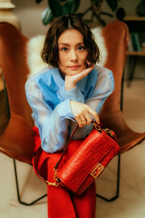 米倉涼子とヨンアが登場 フェンディの Baguettefriendsforeverキャンペーン動画が先行公開 ハーパーズ バザー Harper S Bazaar 公式