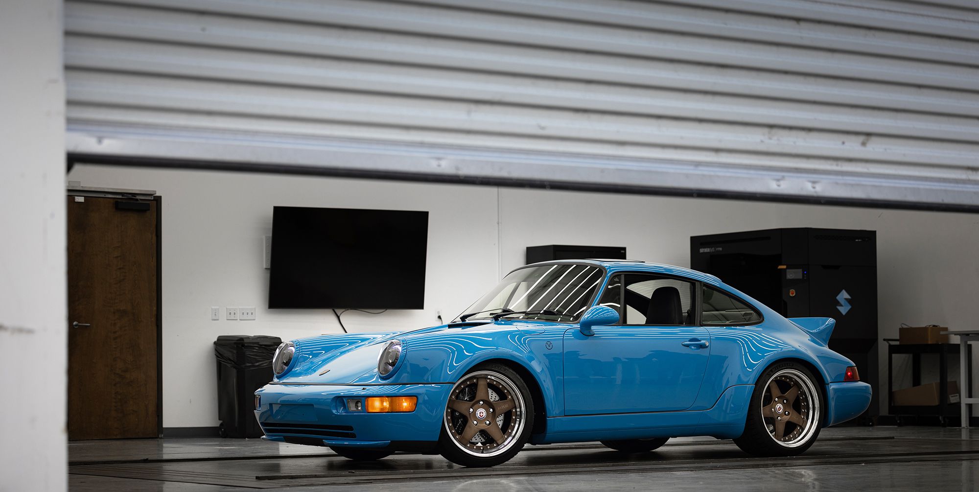 First Porsche 964 EV-Swapped by Everrati in the US