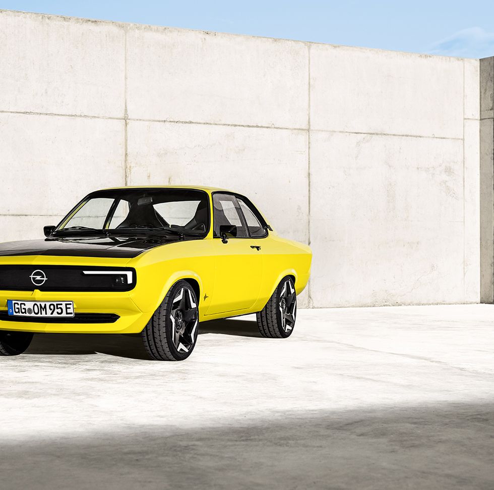Opel Manta GSe ElektroMOD Recharges German Classic