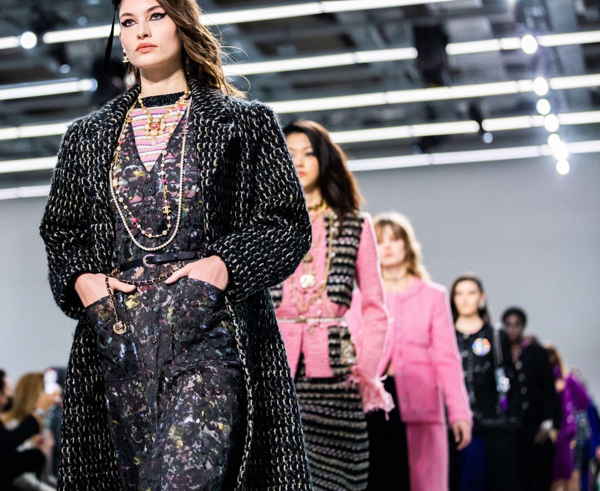 Highlights From Chanel's 2022 Métiers d'Art Show