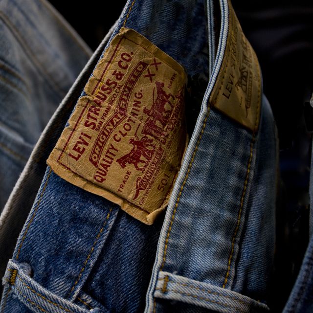 1890 501® Original Fit Selvedge Men's Jeans - Medium Wash