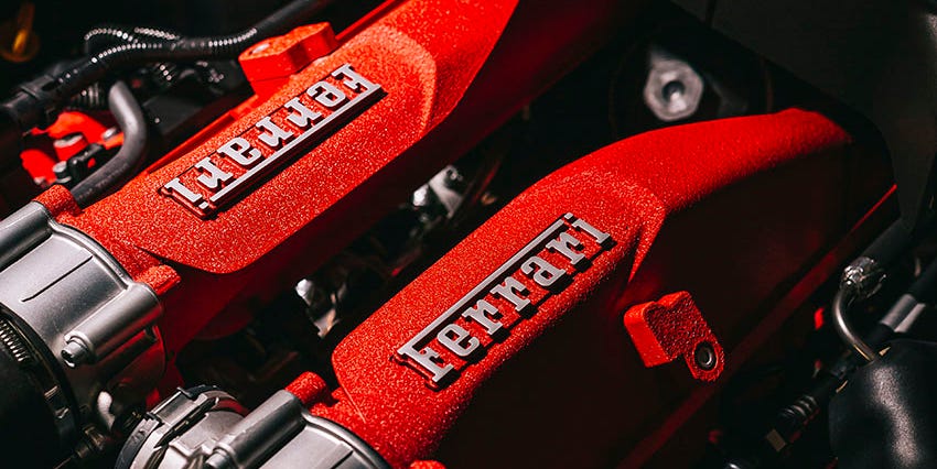 La Ferrari batte i record anche senza SUV, mentre l’Aston Martin non può farne a meno La Ferrari batte i record anche senza SUV, mentre l’Aston Martin non può farne a meno
