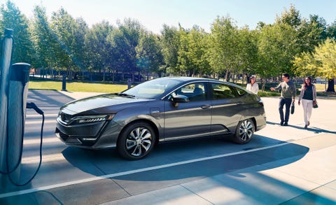 Gm And Honda Team Up For Ev Battery Development News Car Driver Car And Driver