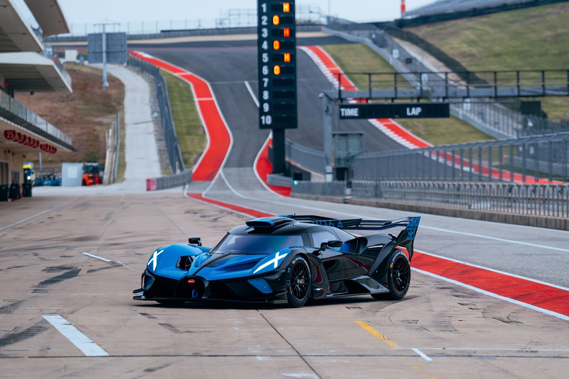 Bugatti Bolide Owner Rents Out COTA As a Christmas Gift to Himself