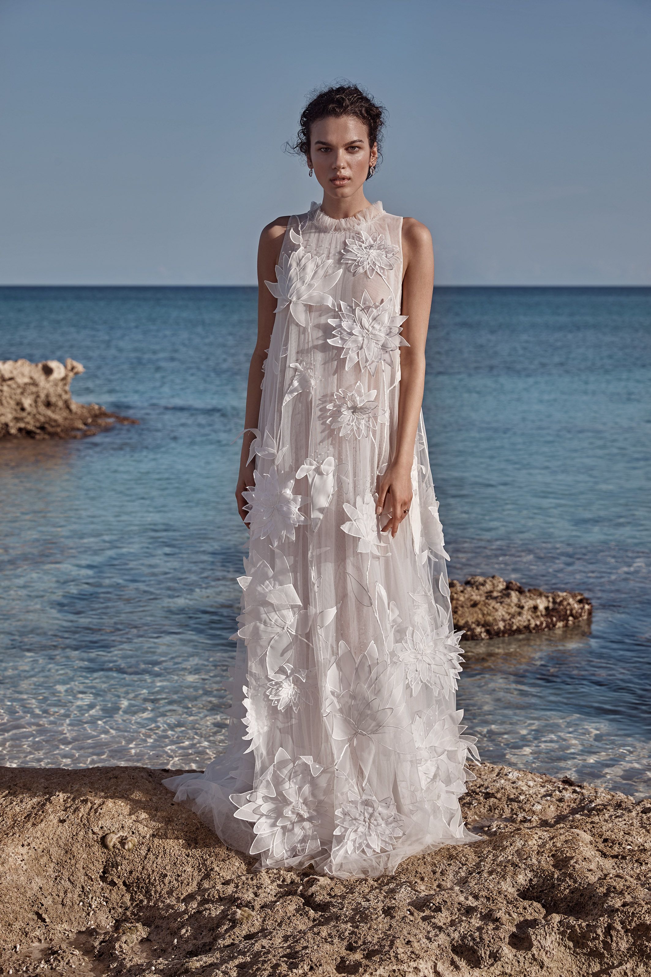 beach wedding dressing