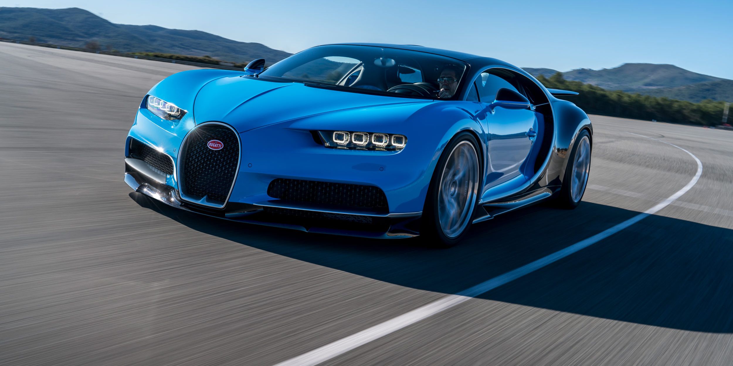 The Chiron Show Your Top Its Climate Control Displays