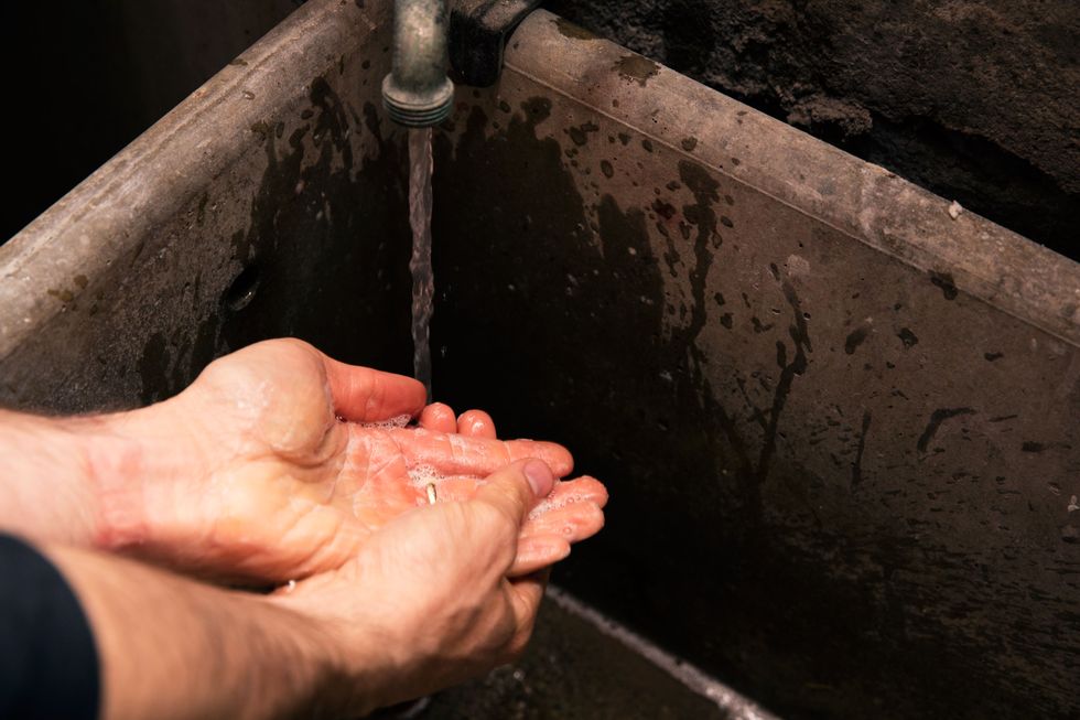 The Shockingly Recent History of People Actually Washing Their Hands