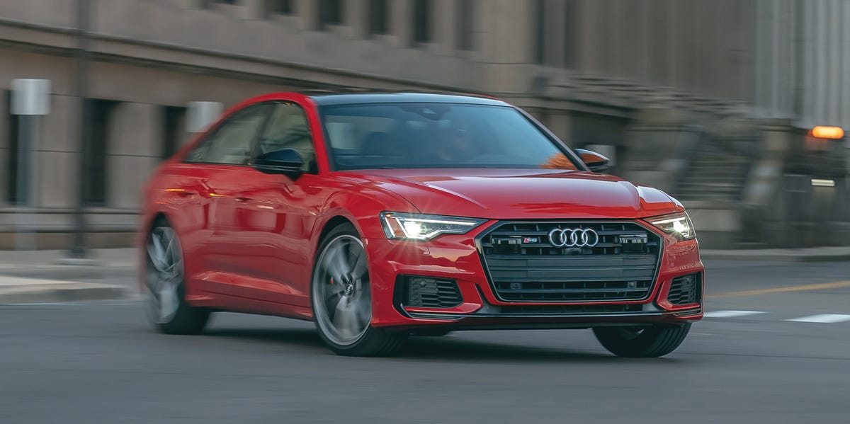 2020 Audi S6 Puts Value Ahead of the S7's Style 1 0lead 2020 audi s6 prestige urbano 030