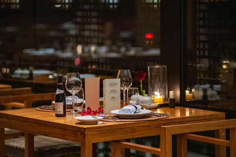 2023情人節約會大餐推薦！新北最高景觀餐廳情人節套餐，美食＋美景浪漫指數破表