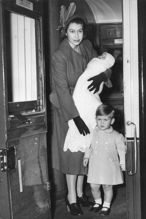 母はエリザベス女王 チャールズ皇太子とアン王女のほっこり兄妹ショット ハーパーズ バザー Harper S Bazaar 公式 母はエリザベス女王 チャールズ皇太子とアン王女のほっこり兄妹ショット ハーパーズ バザー Harper S Bazaar 公式