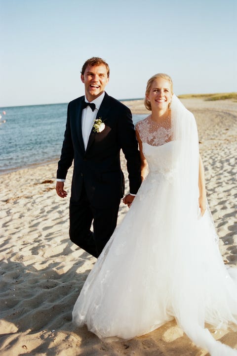 21 Gorgeous Beach Wedding Ideas For 2018 Theme Tips Image